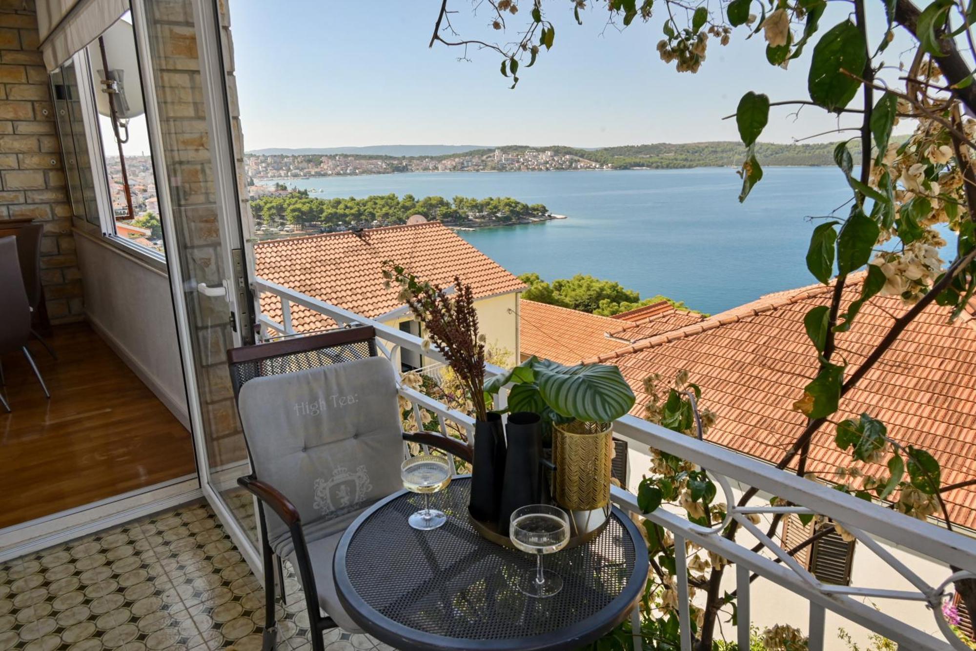 Spira Puovica Apartment Trogir